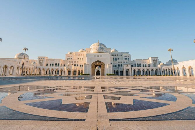 Abu Dhabi Private City Tour - Emirates Palace and Heritage Village: Luxury Meets Tradition