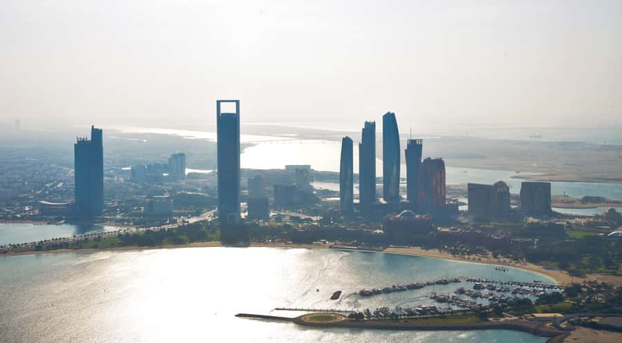 Abu Dhabi: Scenic Helicopter Tour - Small Group Size and What It Feels Like In Practice