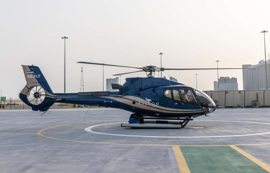 Abu Dhabi: Scenic Private Helicopter Tour - Marina Mall and the Corniche Details You Can Actually See