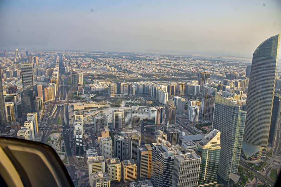 Abu Dhabi: Shared Helicopter Tour - Getting to Mina Zayed in Zayed Port, without turning it into a stress test
