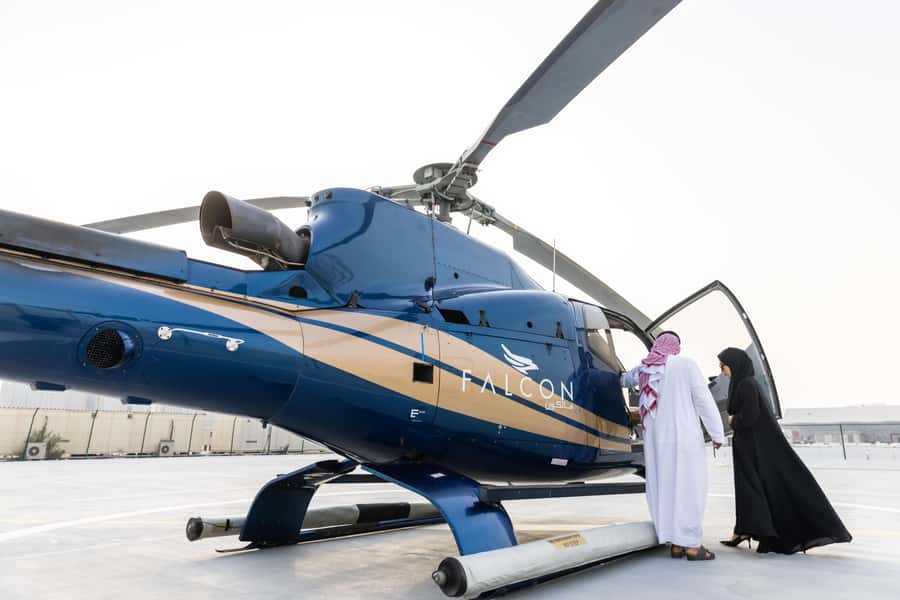 Abu Dhabi: Shared Helicopter Tour - The outbound route over the Corniche: skyline landmarks at helicopter speed