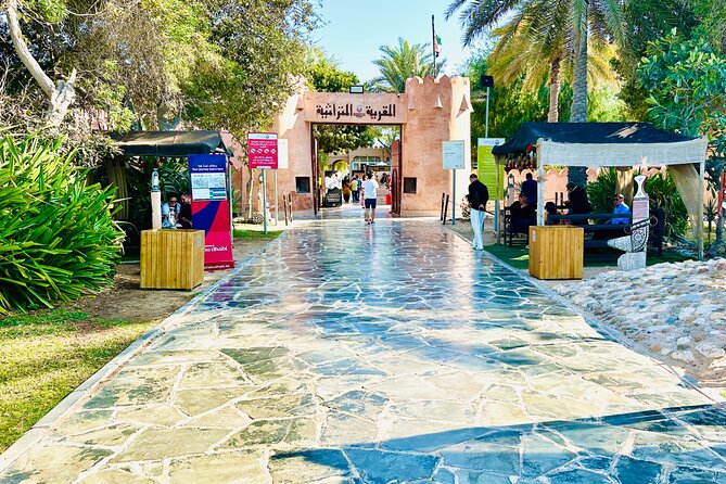 Abu Dhabi Sharing Tour From Dubai - Marina Mall break for rest and real-time planning