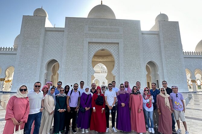 Abu Dhabi Sheikh Zayed Grand Mosque Tour with Ferrari world - My decision guide: should you book?