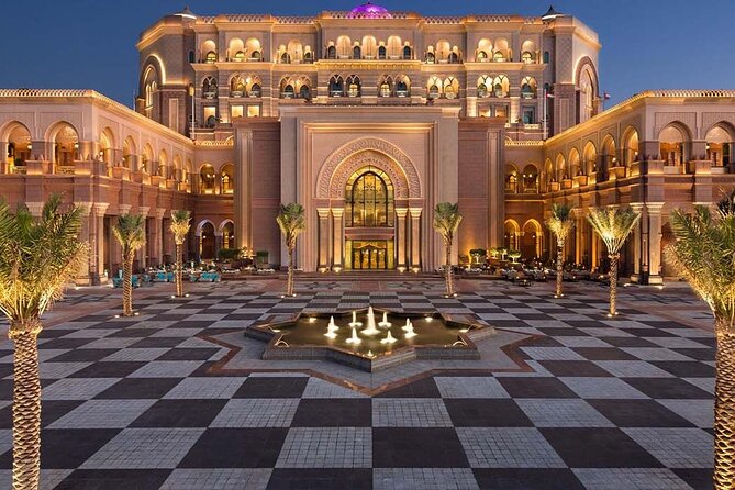 Abu Dhabi Sheikh Zayed Mosque Ferrari World Tour and Transfers - Sheikh Zayed Grand Mosque Center: Your Calm Morning Anchor