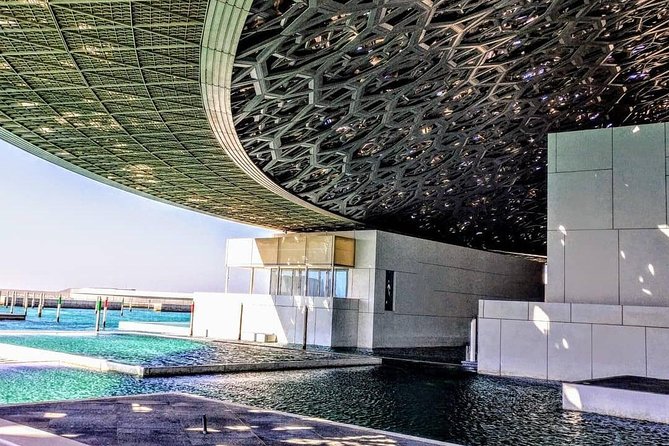 Abu Dhabi Sheikh zayed Mosque with Lunch, Louvre & Qasr Al Watan Palace - Qasr Al Watan: a palace that explains how the UAE thinks