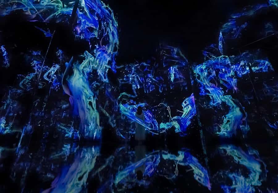 Abu Dhabi: teamLab Phenomena Entry Ticket - Dark spaces and uneven ground, handled the right way