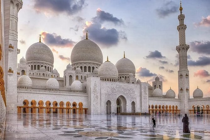 Abu Dhabi Tour from Dubai, Sheikh Zayed Mosqe & City Sightseeing - Sheikh Zayed Grand Mosque Center: the must-plan stop, with strict dress code