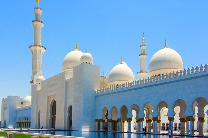 Abu Dhabi Tour from Dubai: Sheikh Zayed Mosque & Warner Bros - Warner Bros World Abu Dhabi: 3 hours to ride, watch, and go story-first