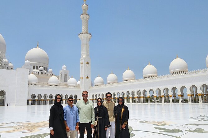 Abu Dhabi Tour from Dubai: Ticket Ferrari world and the Mosque - Qasr Al Watan: Palace-Style Arabic Architecture and an Opulent Hall