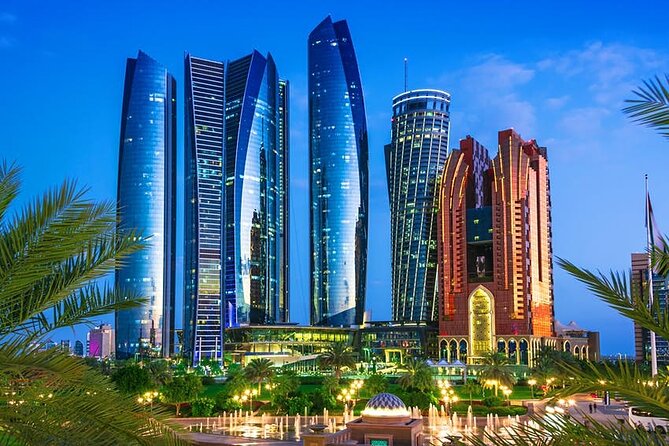 Abu Dhabi Tour Full-Day from Dubai small group with Grand Mosque - Emirates Heritage Village: Handmade Carpets, Cultural Displays, and a Beach-side Contrast