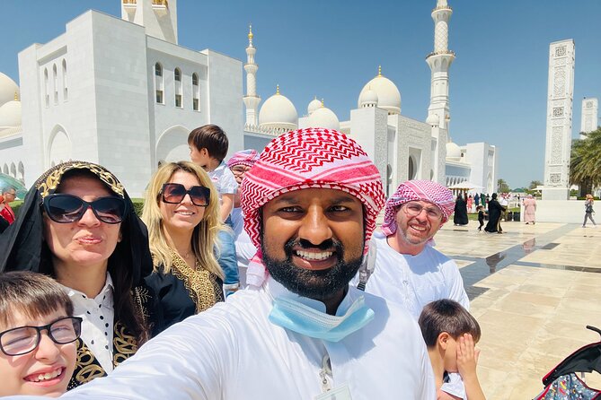Abu Dhabi Tour Grand Mosque Emirates Palace Heritage Village - Al Mina Fruit and Vegetable Souk: dates and dry fruits for real flavor