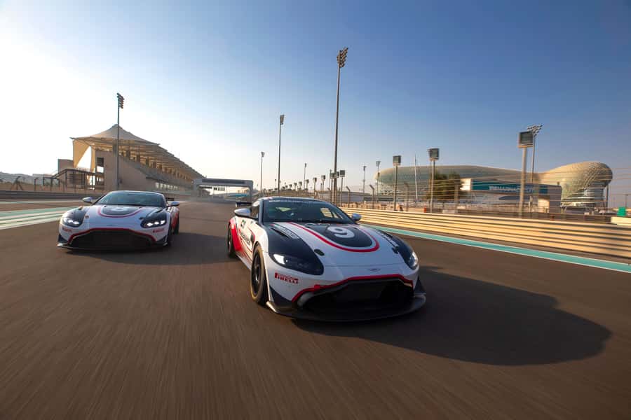 Abu Dhabi: Yas Marina Circuit Aston Martin GT4 Passenger - The Aston Martin GT4 setup: built like a racer, not a tour car