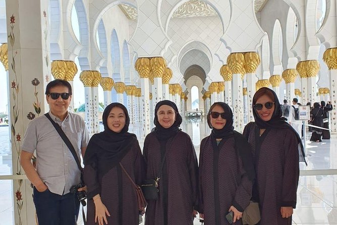 Abudhabi Private Layover Tour -6 hours - Yas Island circuit energy, Ferrari World, and the big-name photo stops