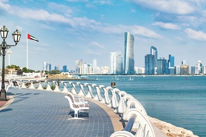 Advance Full Day Abu Dhabi City Tour - The Corniche stop: quick sea time that actually feels like a break