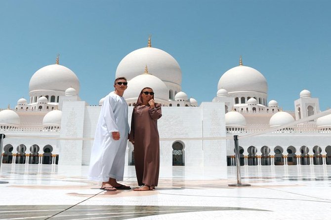 Advance Full Day Abu Dhabi City Tour - Hotel pickup, air-conditioned comfort, and your driver-guide advantage