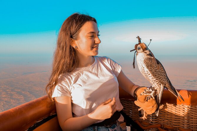 Adventure Hot Air Balloon with Buffet Breakfast & Falcon Show - Balloon flight: 40 to 70 minutes with a view you can’t fake