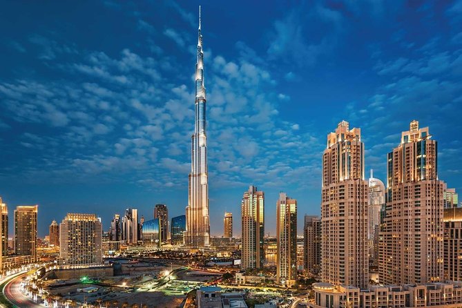 At the Top, Burj Khalifa 124/125 - Ticket redemption at Burj Khalifa Lake, where things can get tricky