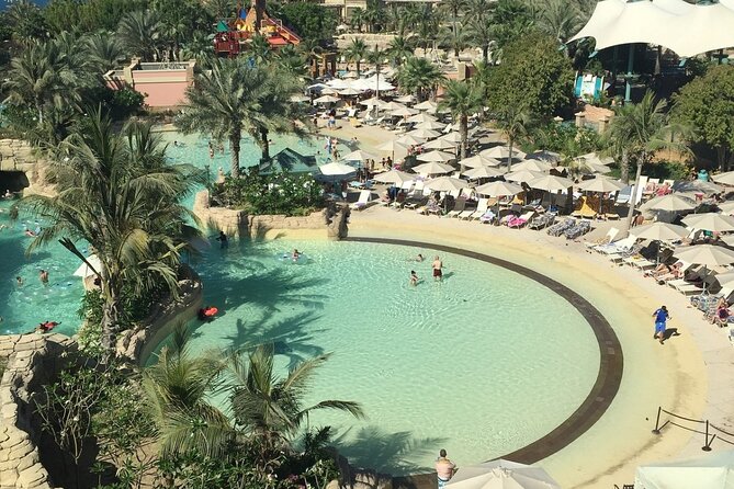 Atlantis Aquaventure and Lost Chambers Aquarium combo Ticket - Lost Chambers Aquarium: Atlantis tunnels, sharks, rays, and 65,000+ animals
