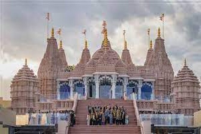 Baps Hindu Temple Tour in Abu Dhabi - The 9:00 AM Start, Pickup, and the 3-Hour Comfort Zone