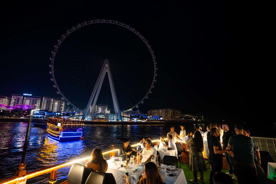 Best 5-Star Dhow Dinner Cruise Dubai Marina Jack Sparrow - Dubai Marina Dhow Dinner Cruise Basics, the vibe, and the value