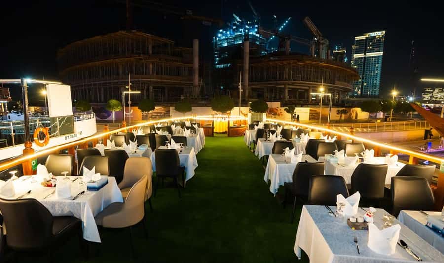Best 5-Star Dhow Dinner Cruise Dubai Marina Jack Sparrow - Where to meet at Dubai Harbour, and how to find Jack Sparrow Floating Restaurant
