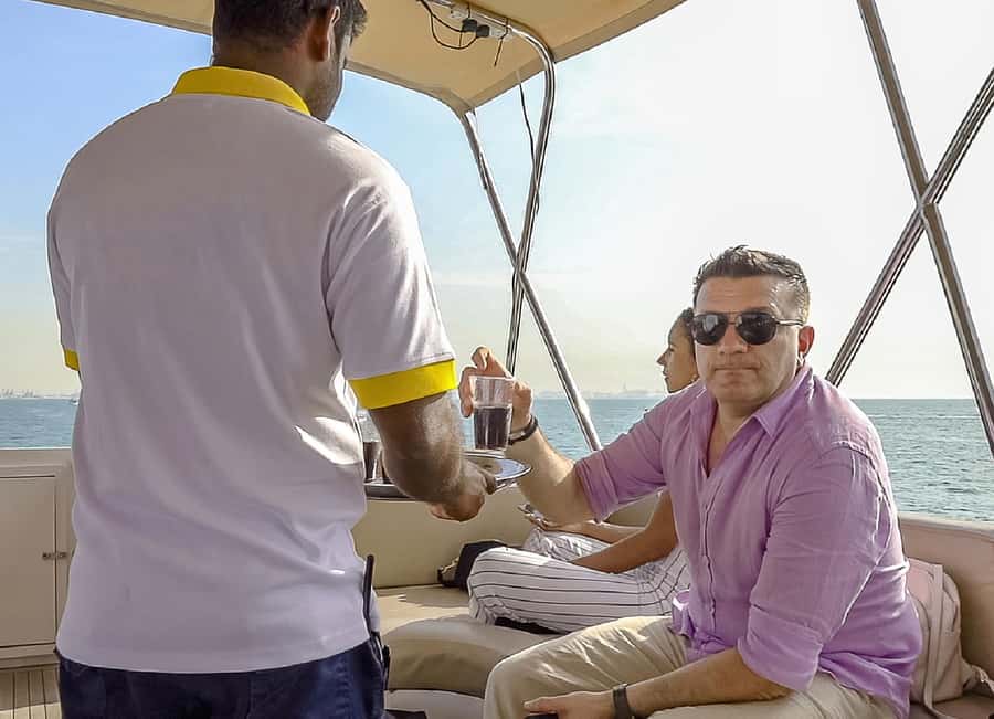 Burj Al Arab: 2-Hour Yacht Tour with BBQ Dinner - Open-air upper deck vs air-conditioned lower deck