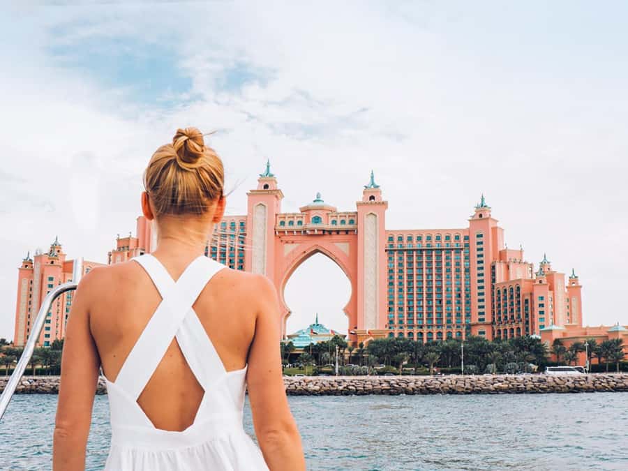 Burj Al Arab: 2-Hour Yacht Tour with BBQ Dinner - Getting to Dubai Harbour Yacht Club, Gate 11, without stress