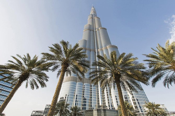 Burj Khalifa 124 & 125 Floor - Off peak ticket - The ride up: 10 m/s double-deck elevators and why they matter