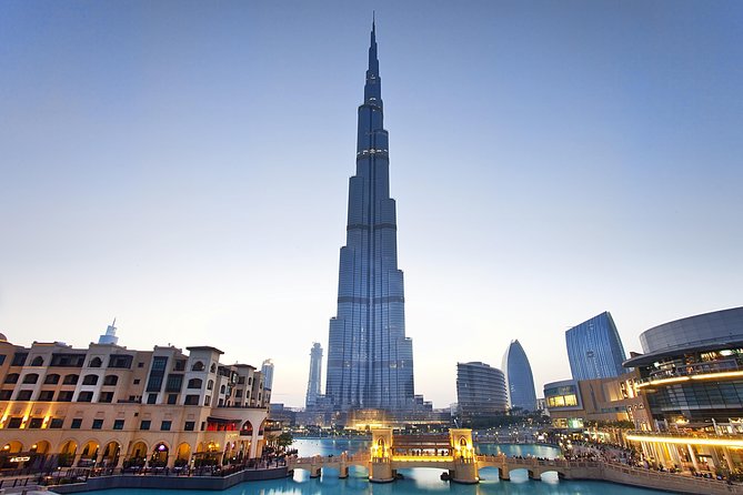 Burj Khalifa 124 & 125 Floor - Off peak ticket - VR experience to the pinnacle: what it adds beyond sightseeing