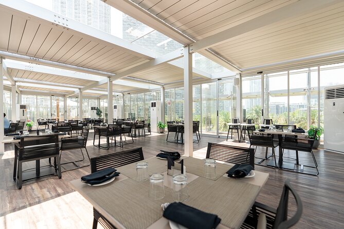 Burj Khalifa 125th Floor, Lunch or Dinner at Rooftop Burj Club - At the Top from 124 and 125 floors: what the ticket really gets you