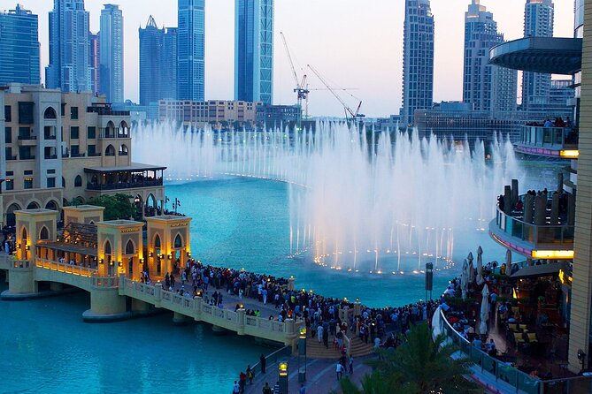 Burj Khalifa At The Top & Underwater Zoo Aquarium with Transfer - Booking checklist: how to choose the right version of this day