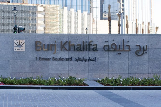 Burj Khalifa Entry Tickets to the 124 and 125 Level - Price and value: what $70.30 buys you in the real world
