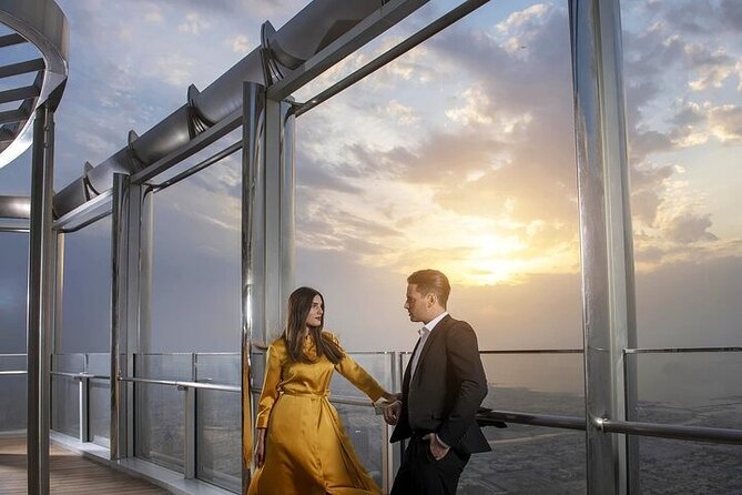 Burj Khalifa Top : Levels 124-125-148 with Lounge Access Tickets - Levels 124 and 125: best places to stand, and how to use both indoor and outdoor areas