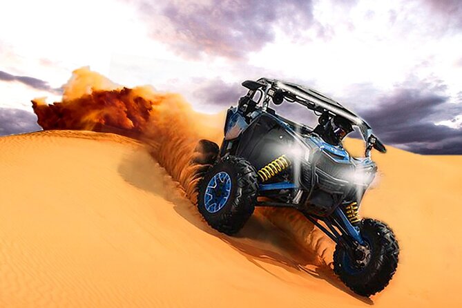 CAN-AM Buggy 04 Seater with Camel Riding and Sand Skiing - Camel riding and sand skiing: variety without losing the thrill