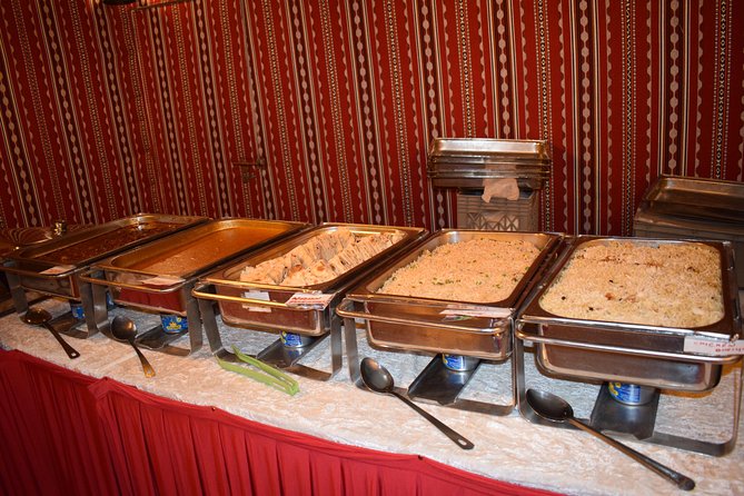 Classic Dubai Desert Safari with BBQ Dinner and Camp activities - What to wear, bring, and plan for the desert heat