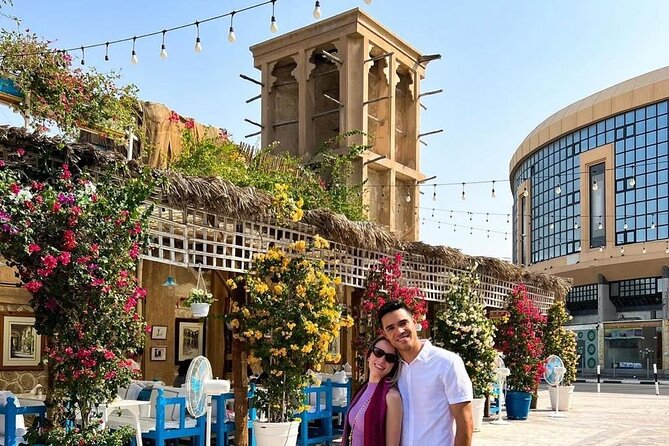 Cultural Walking Tour in Dubai - Brazilian Guide - What Duna Travels does well in a small-group format