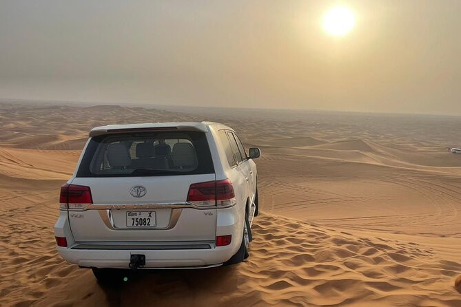 Desert safari adventure with BBQ dinner - Dune bashing: the 15-minute adrenaline hit