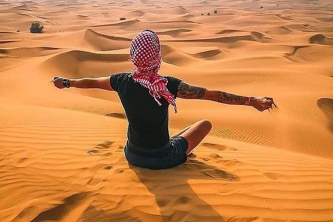 Desert Safari Dubai with Buffet Dinner & 3 live shows - Getting to the desert: how the 4WD starts your night right