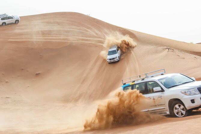 Desert Safari Experience with Dune Bashing and Dinner in Dubai - Getting to the Desert: Pickup, Timing, and the First Photo Stops