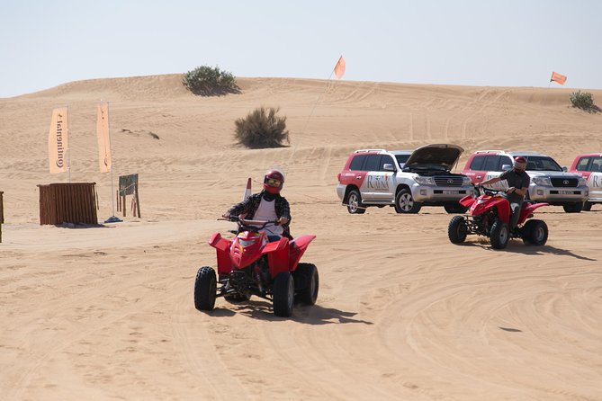 Desert Safari in Dubai with full package - no hidden cost - Dinner in the desert: BBQ with vegetarian options and unlimited refreshments