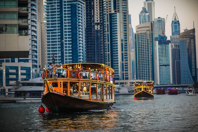 Dinner Cruise in Dubai Marina onboard Alexandra Dhow - Dinner and entertainment onboard: buffet that stays worth the trip