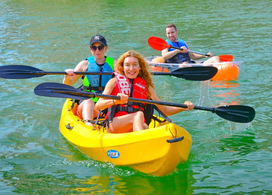 Dubai: 1-hour Kayaking or Stand Up Paddle at Dukes The Palm - Pick Your Paddle Style: Single, Double, or Stand Up