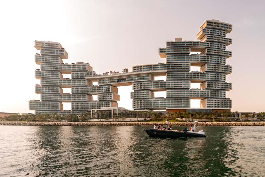 Dubai: 100-Min Speed Boat Tour, Atlantis & Burj Al Arab View - Key reasons this tour works so well