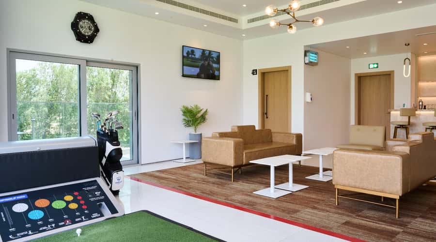 Dubai: 1hr Topgolf Game - How the high-tech golf experience actually feels