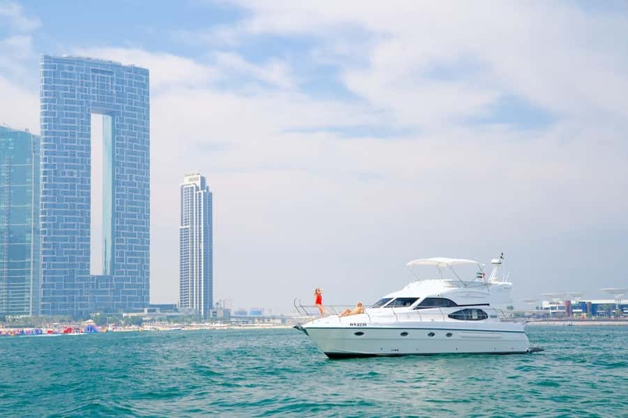 Dubai: 2 hr Private Yacht Cruise & softdrinks + Optional BBQ - Dubai Waterfront Views You May Pass: Icons and Photo Stops