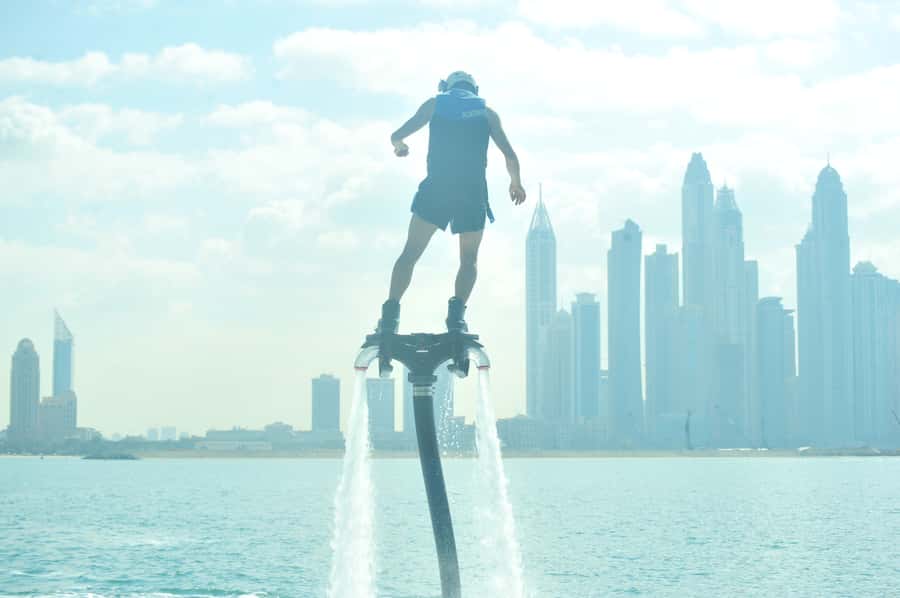 Dubai: 30-Min Flyboard Beginner Session at The Palm Jumeirah - What to bring (and what can trip you up)