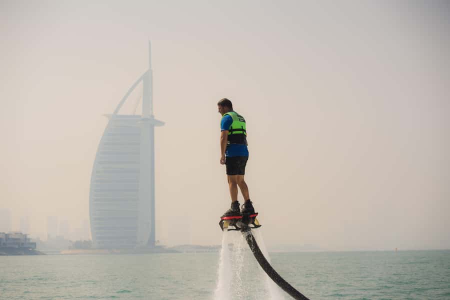 Dubai: 30-minute Flyboard with Instructor and Free Ice Cream - Photos With the Burj Al Arab, Plus Free Ice Cream After the Splash