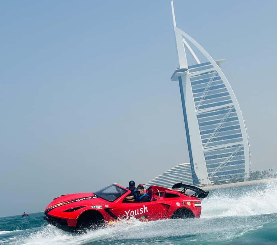 Dubai: 30-Minute Jet Car Tour of Burj Al Arab with Ice Cream - Getting Ready: Locker, Changing Room, Shower, and a Phone-Friendly Setup