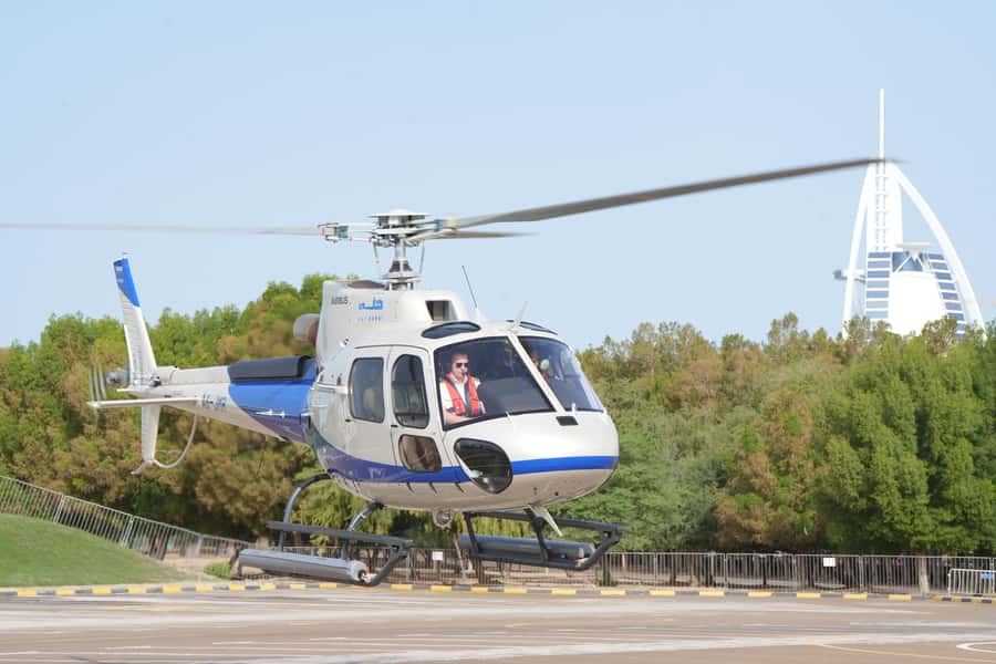 Dubai: 30-Minute Scenic Helicopter Tour - Why a 30-minute Dubai helicopter tour works better than a full day of driving