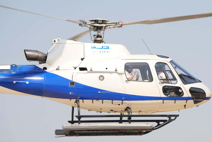 Dubai: 30-Minute Scenic Helicopter Tour - Burj Al Arab again, plus Atlantis and the coastal sequence you can’t get on a boat
